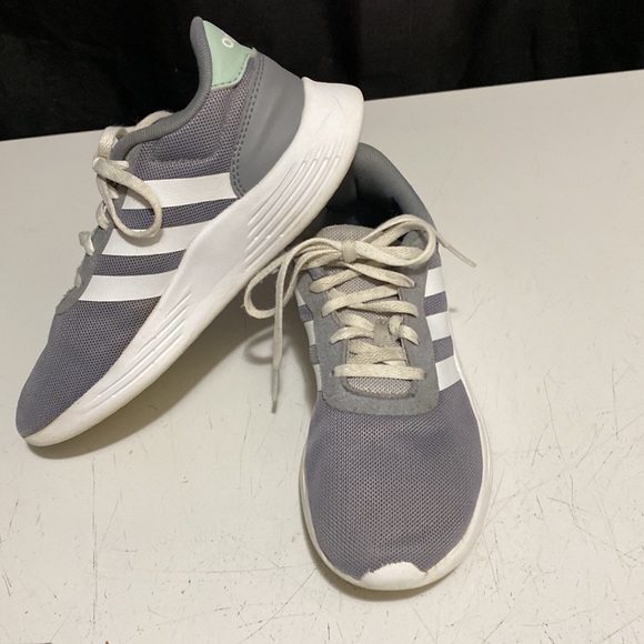 Adidas sneakers kids gray and white size 2 - Picture 2 of 7
